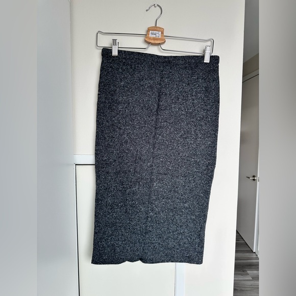 Express Charcoal Pencil Skirt - Picture 3 of 9